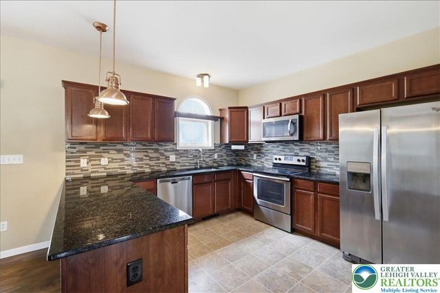 64 Robertson Road, Penn Forest Twp, PA 18229