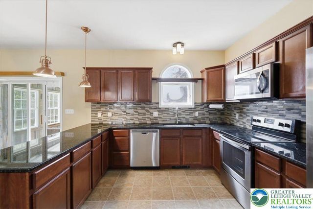 64 Robertson Road, Penn Forest Twp, PA 18229