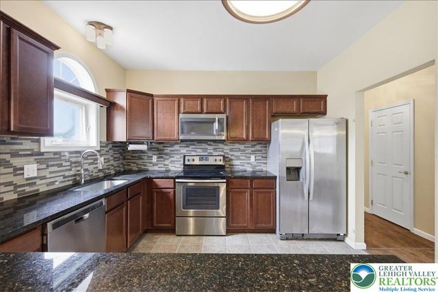 64 Robertson Road, Penn Forest Twp, PA 18229