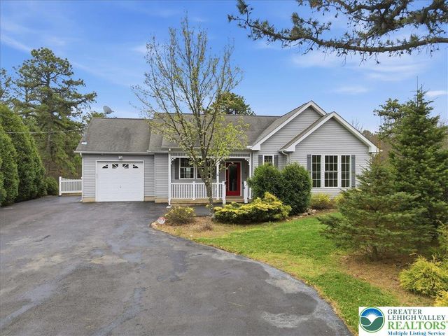 64 Robertson Road, Penn Forest Twp, PA 18229
