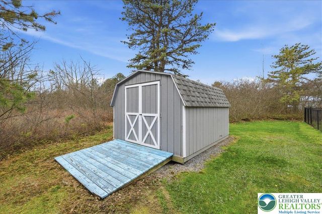 64 Robertson Road, Penn Forest Twp, PA 18229