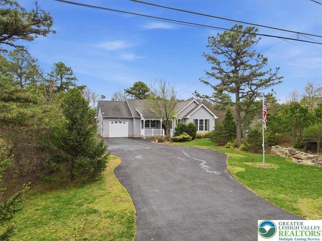 64 Robertson Road, Penn Forest Twp, PA 18229