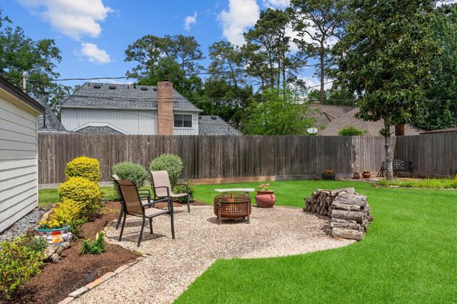 5614 Spanish Oak Drive, Houston, TX 77066