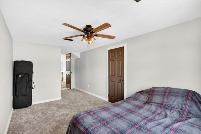 1214 W Verna Lane, Nixa, MO 65714