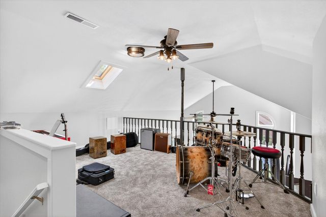 1214 W Verna Lane, Nixa, MO 65714