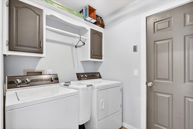 1214 W Verna Lane, Nixa, MO 65714