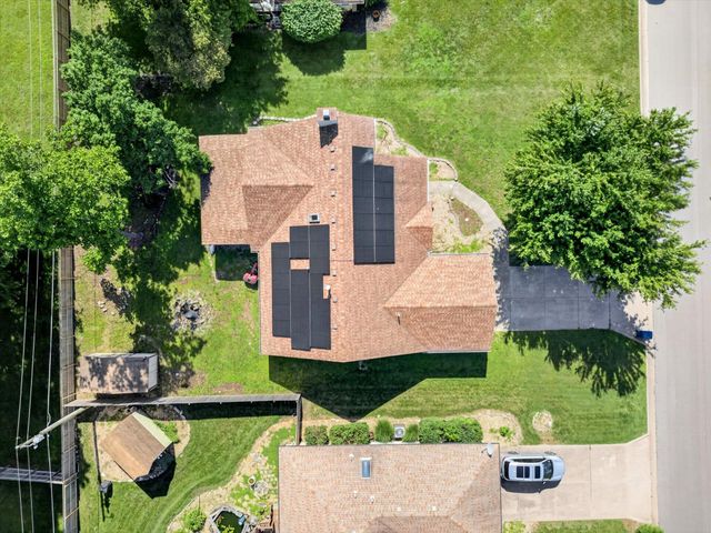 1214 W Verna Lane, Nixa, MO 65714