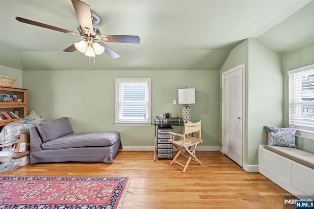 32 Lerome Place, Teaneck, NJ 07666
