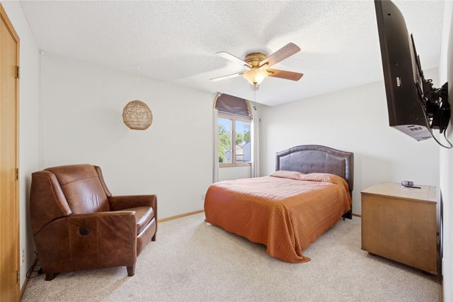 4476 87th Street, Urbandale, IA 50322
