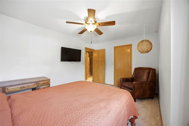 4476 87th Street, Urbandale, IA 50322