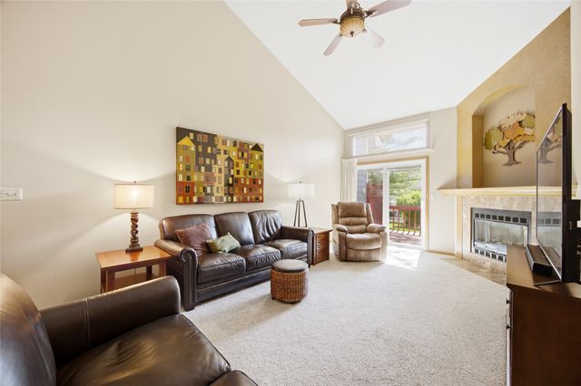 4476 87th Street, Urbandale, IA 50322
