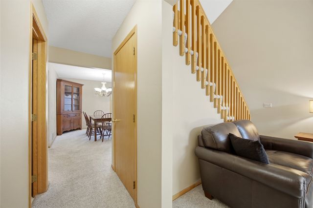 4476 87th Street, Urbandale, IA 50322