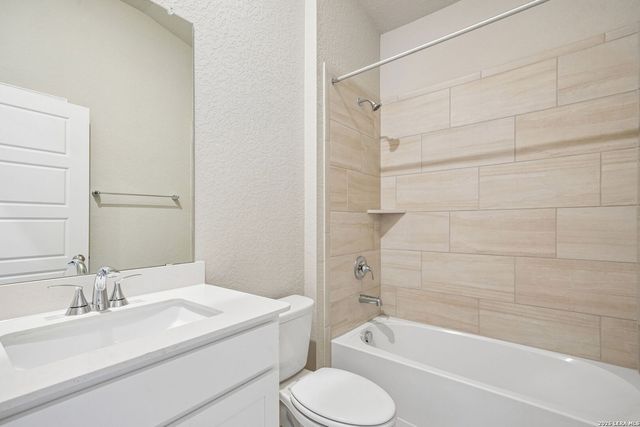 11403 Feather Vale, San Antonio, TX 78254