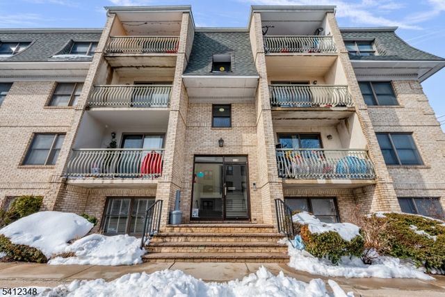 120 Westfield Ave 7A, Elizabeth City, NJ 07208