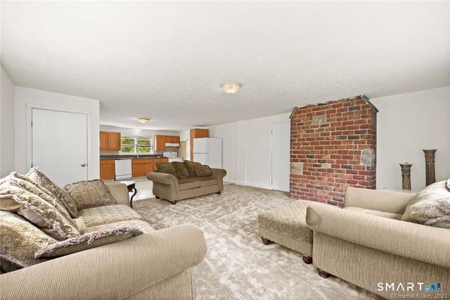 1346 High Ridge Road, Stamford, CT 06903