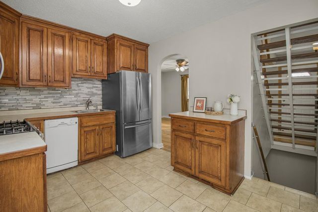 5357 Raymond Avenue, Mounds View, MN 55112