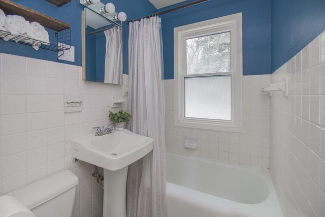 5357 Raymond Avenue, Mounds View, MN 55112