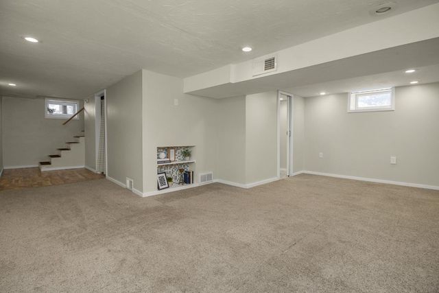 5357 Raymond Avenue, Mounds View, MN 55112