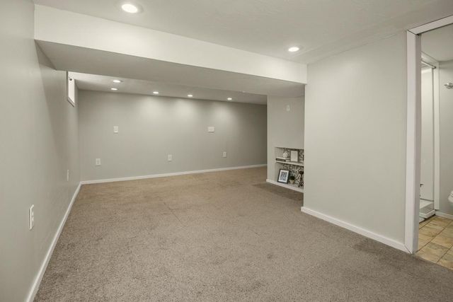 5357 Raymond Avenue, Mounds View, MN 55112