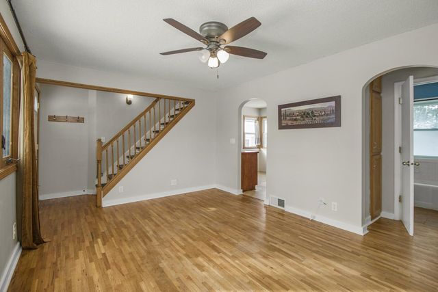 5357 Raymond Avenue, Mounds View, MN 55112