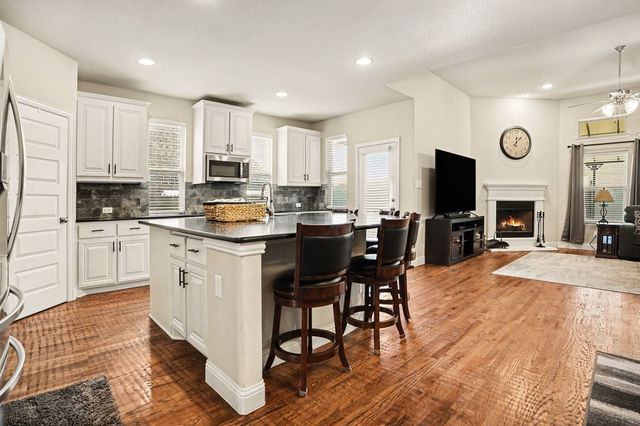 252 Lillian Lane, Waxahachie, TX 75165