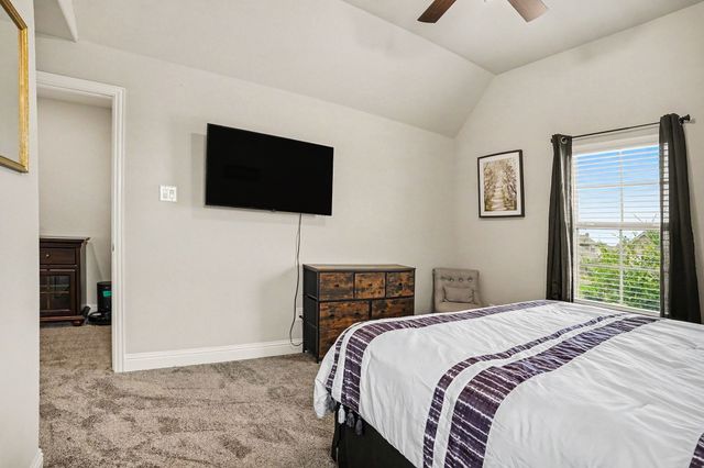 252 Lillian Lane, Waxahachie, TX 75165