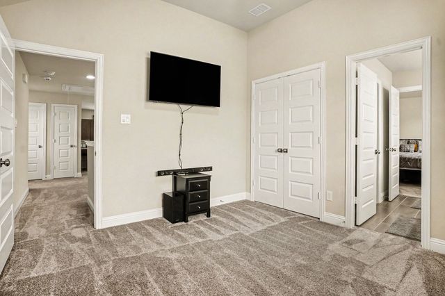 252 Lillian Lane, Waxahachie, TX 75165