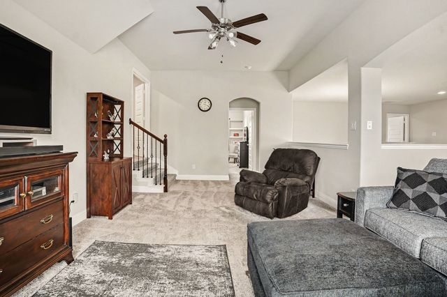 252 Lillian Lane, Waxahachie, TX 75165