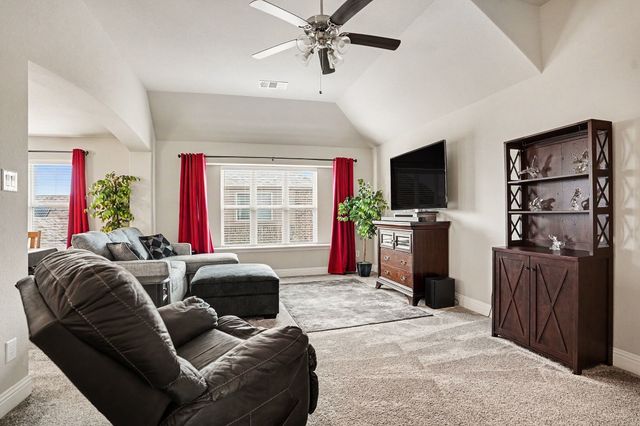 252 Lillian Lane, Waxahachie, TX 75165
