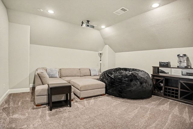 252 Lillian Lane, Waxahachie, TX 75165