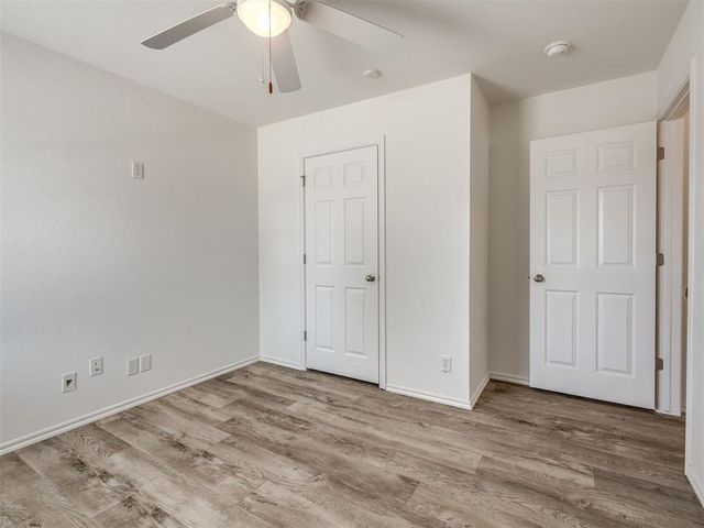521 Apache Gate Drive, Yukon, OK 73099