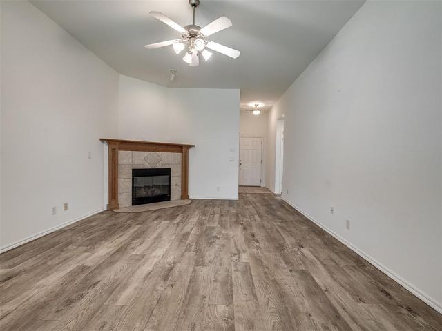 521 Apache Gate Drive, Yukon, OK 73099