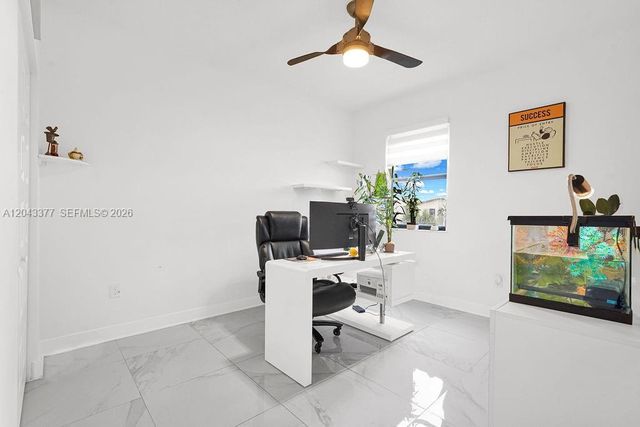 10533 NW 81st St, Doral, FL 33178