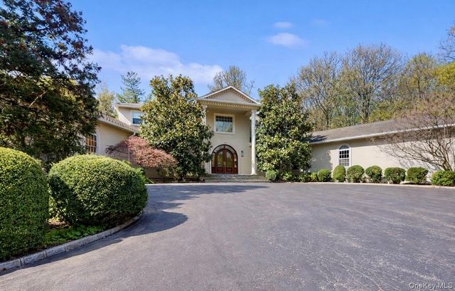 406 Duck Pond, Locust Valley, NY 11560