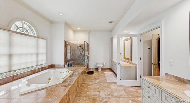 406 Duck Pond, Locust Valley, NY 11560