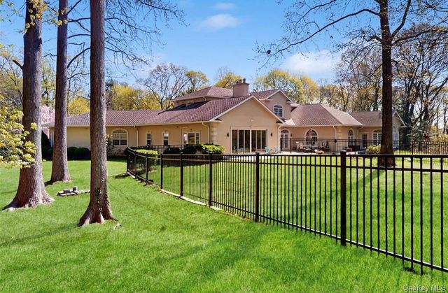 406 Duck Pond, Locust Valley, NY 11560