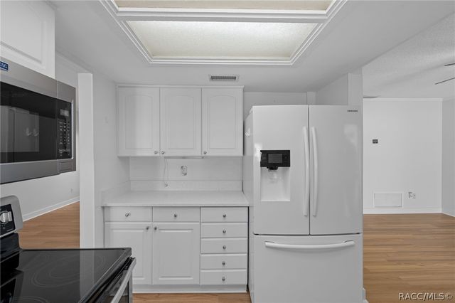 5519 Fulmar Drive, Tampa, FL 33625