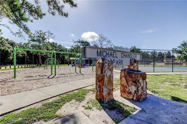 5519 Fulmar Drive, Tampa, FL 33625