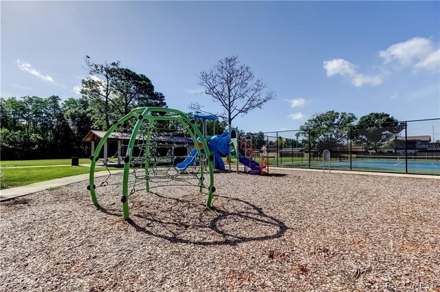 5519 Fulmar Drive, Tampa, FL 33625