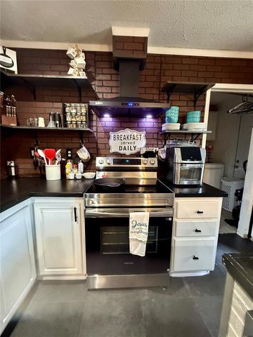 2871 NE 161 STREET, Citra, FL 32113