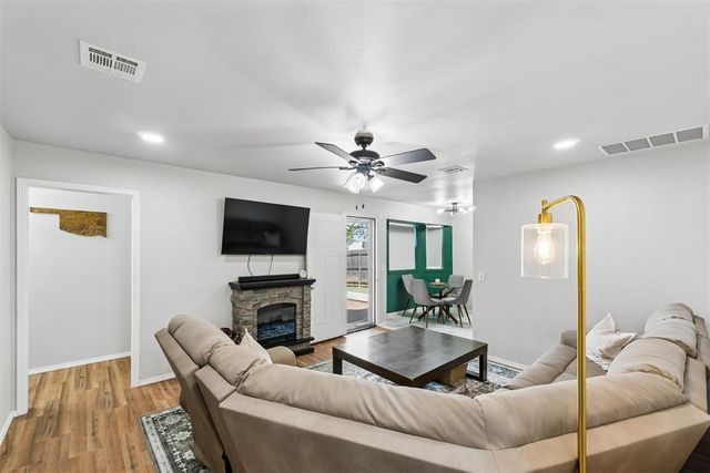 513 Willow Ridge Place, Edmond, OK 73003