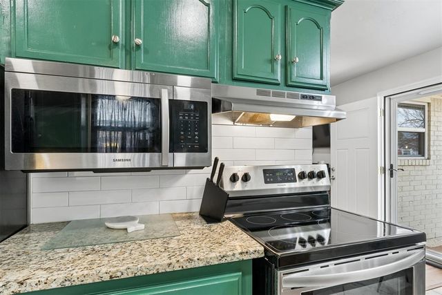 513 Willow Ridge Place, Edmond, OK 73003