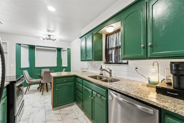 513 Willow Ridge Place, Edmond, OK 73003