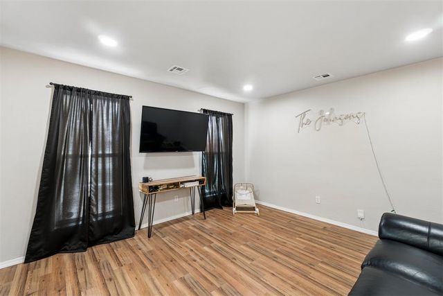 513 Willow Ridge Place, Edmond, OK 73003