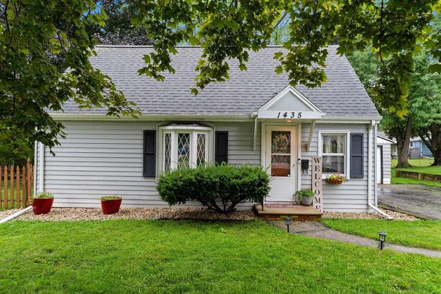 1435 9TH STREET, Green Bay, WI 54303
