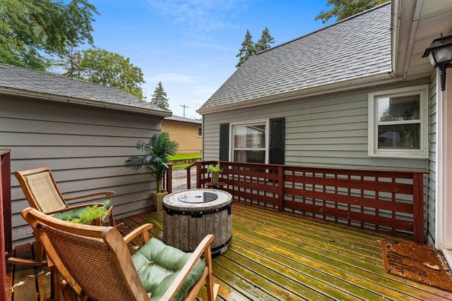 1435 9TH STREET, Green Bay, WI 54303