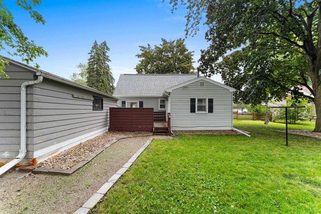 1435 9TH STREET, Green Bay, WI 54303