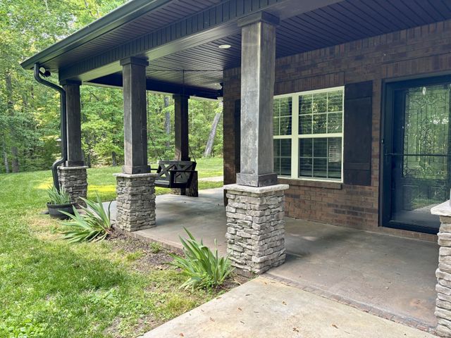 65 Sheltontown Rd, Manchester, TN 37355