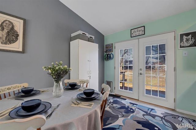 8 Archers Court, St Peters, MO 63376