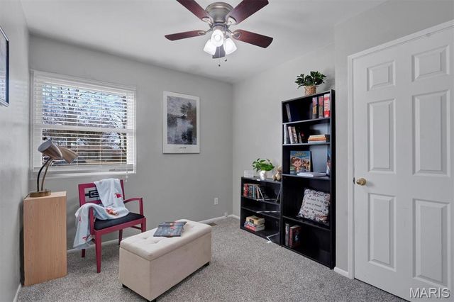 8 Archers Court, St Peters, MO 63376